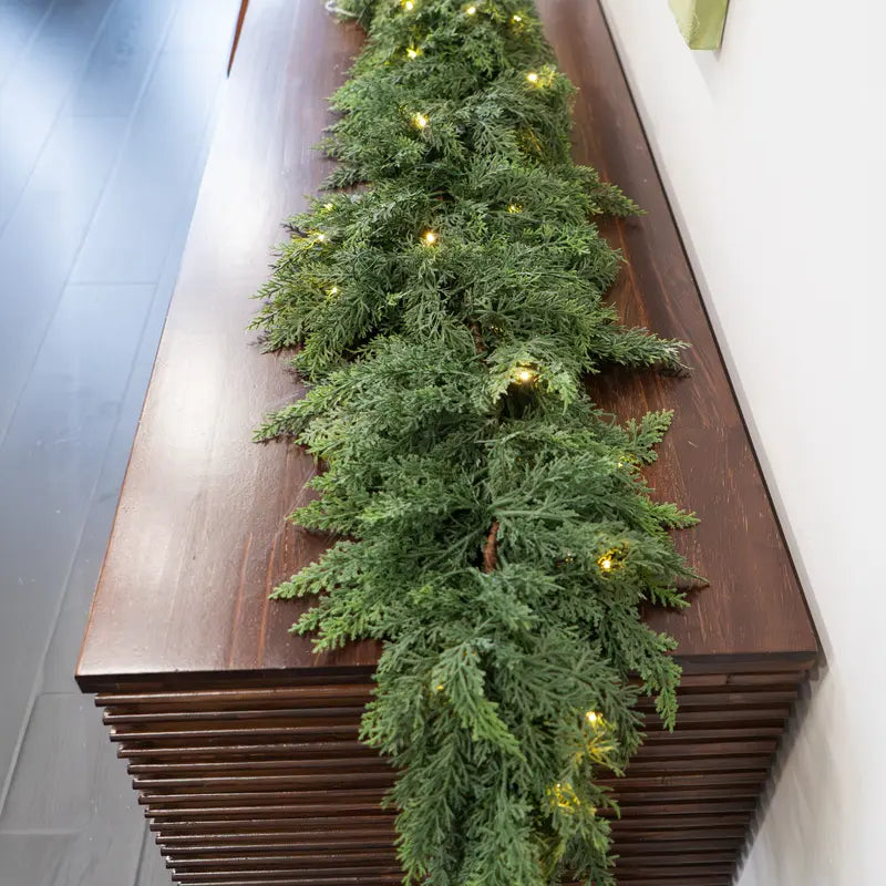 ✨Last Day 70% OFF＆FREE SHIPPING🎁 60FT Lighted Cedar Garland — Warm LED Christmas Decoration