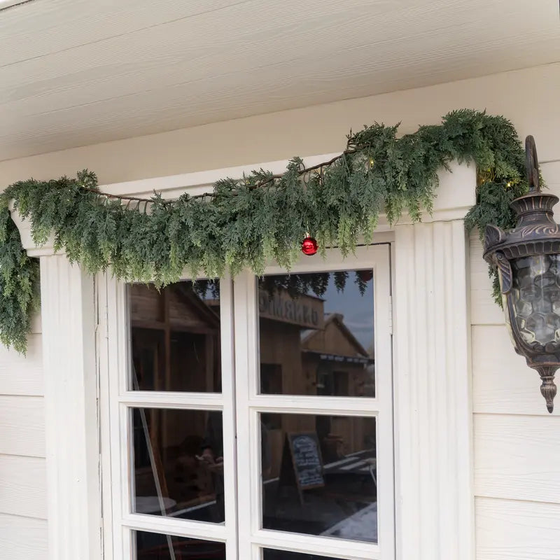 ✨Last Day 70% OFF＆FREE SHIPPING🎁 60FT Lighted Cedar Garland — Warm LED Christmas Decoration